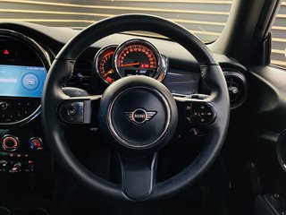 2023 MINI One 1.5T A/T - photo 14