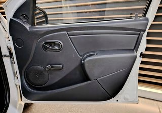 2021 Nissan NP200 1.6 A/C SAFETY PACK P/U S/C - photo 7