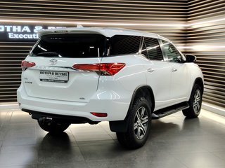 2017 Toyota Fortuner 2.4GD-6 R/B A/T - photo 6