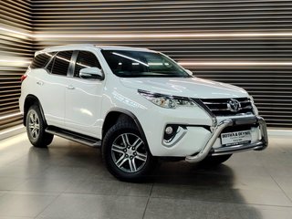 2017 Toyota Fortuner 2.4GD-6 R/B A/T - photo 14