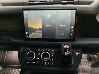 2025 Land Rover Defender D350 HSE X-DYNAMIC - photo 14