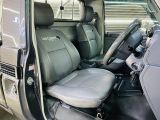 2011 Toyota Land Cruiser LAND CRUISER 79 4.0P 60TH ED P/U S/C - photo 13