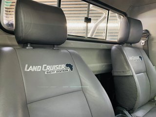 2011 Toyota Land Cruiser LAND CRUISER 79 4.0P 60TH ED P/U S/C - photo 14