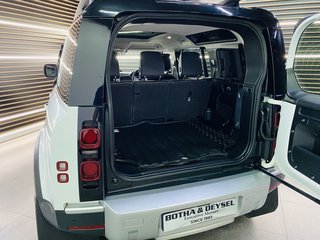 2020 Land Rover Defender 110 D240 - photo 6