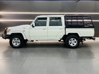 2022 Toyota Land Cruiser LAND CRUISER 79 4.5D 70TH ED P/U D/C - photo 6