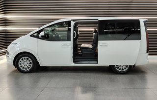 2023 Hyundai STARIA 2.2D EXECUTIVE A/T - photo 3
