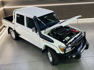 2022 Toyota Land Cruiser LAND CRUISER 79 4.5D 70TH ED P/U D/C - photo 4