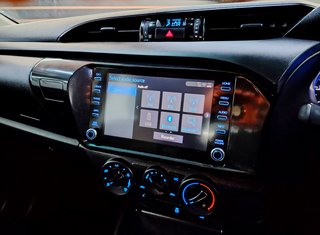 2020 Toyota Hilux 2.4 GD-6 RB SRX A/T P/U D/C - photo 2