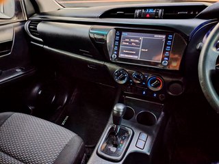 2020 Toyota Hilux 2.4 GD-6 RB SRX A/T P/U D/C - photo 10