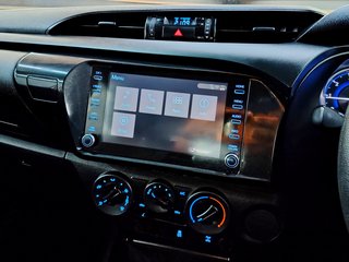 2020 Toyota Hilux 2.4 GD-6 RB SRX A/T P/U D/C - photo 3