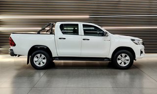 2020 Toyota Hilux 2.4 GD-6 RB SRX A/T P/U D/C - photo 16