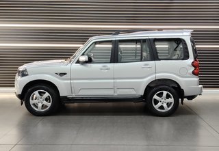 2021 Mahindra Scorpio 2.2TD 103KW (S11) - photo 2