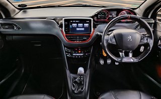 2015 Peugeot 208 1.6 GTI 3DR - photo 11
