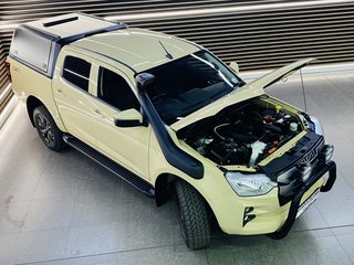 2025 Isuzu D-Max 3.0 Ddi LS 4X4 A/T D/C P/U - photo 4