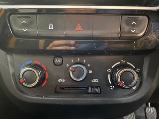 2023 Renault Kwid 1.0 CLIMBER 5DR - photo 4