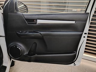 2023 Toyota Hilux 2.4 GD S A/C P/U S/C - photo 6