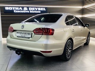 2014 Volkswagen Jetta GP 1.6 TDI COMFORTLINE DSG - photo 1