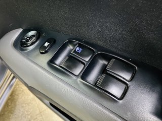 2012 Hyundai i10 1.1 GLS/MOTION - photo 3