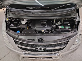 2015 Hyundai H-1 H-1 2.5 CRDI MULTICAB A/T 6 SEAT - photo 14