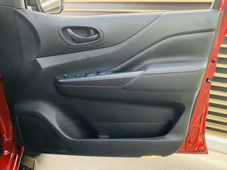 2025 Nissan Navara 2.5DDTI PRO-2X A/T D/C P/U - photo 7
