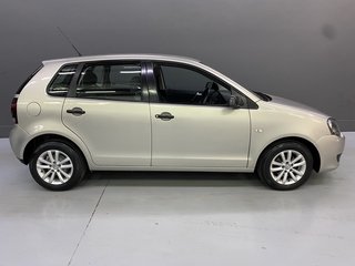 2013 Volkswagen Polo Vivo POLO VIVO 1.6 5Dr - photo 10
