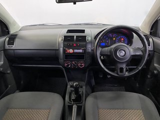 2013 Volkswagen Polo Vivo POLO VIVO 1.6 5Dr - photo 3