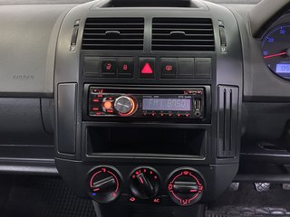 2013 Volkswagen Polo Vivo POLO VIVO 1.6 5Dr - photo 4