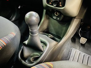 2015 Citroen C1 1.2 FEEL 5DR - photo 7