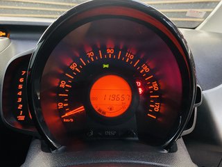 2015 Citroen C1 1.2 FEEL 5DR - photo 13