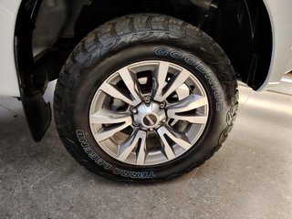 2018 Isuzu KB 300 D-TEQ LX 4X4 P/U S/C - photo 9