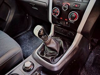 2018 Isuzu KB 300 D-TEQ LX 4X4 P/U S/C - photo 1