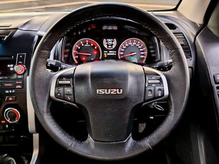 2018 Isuzu KB 300 D-TEQ LX 4X4 P/U S/C - photo 8