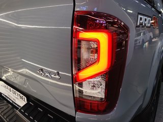 2024 Nissan Navara 2.5DDTI PRO-4X 4X4 A/T D/C P/U - photo 10