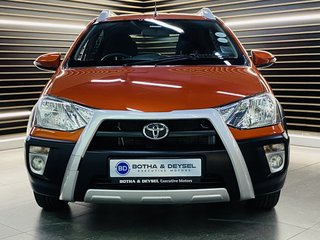 2015 Toyota Etios CROSS 1.5 Xs 5Dr - photo 2