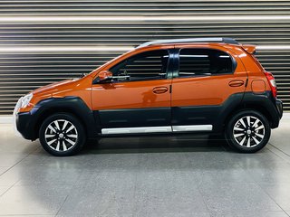 2015 Toyota Etios CROSS 1.5 Xs 5Dr - photo 6