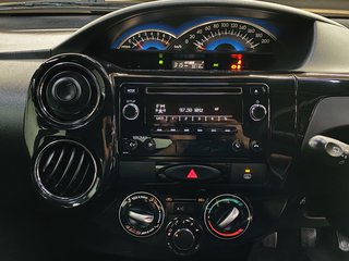 2015 Toyota Etios CROSS 1.5 Xs 5Dr - photo 7