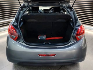 2021 Peugeot 208 ALLURE 1.2 PURETECH 5DR - photo 5