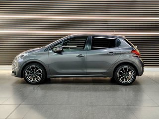 2021 Peugeot 208 ALLURE 1.2 PURETECH 5DR - photo 2