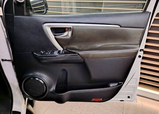 2018 Toyota Fortuner 2.8GD-6 R/B A/T - photo 9