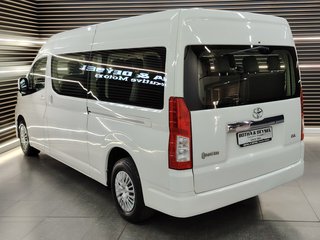 2020 Toyota Quantum 2.8 GL SLWB 14 SEAT - photo 6