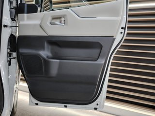 2020 Toyota Quantum 2.8 GL SLWB 14 SEAT - photo 10