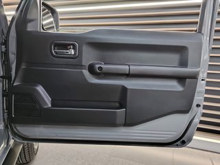 2022 Suzuki Jimny 1.5 GLX A/T - photo 7