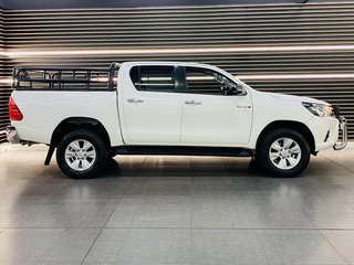 2017 Toyota Hilux 2.8 GD-6 RB RAIDER P/U D/C - photo 1