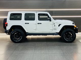 2019 Jeep Wrangler UNLTD SAHARA 3.6L V6 A/T - photo 1