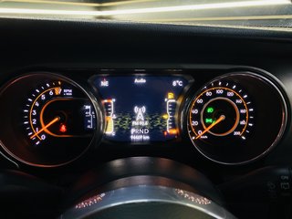 2019 Jeep Wrangler UNLTD SAHARA 3.6L V6 A/T - photo 20