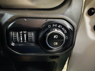 2019 Jeep Wrangler UNLTD SAHARA 3.6L V6 A/T - photo 22
