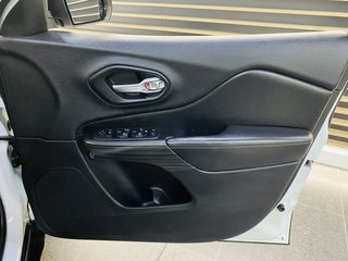 2015 Jeep Cherokee 2.4 LONGITUDE A/T - photo 1