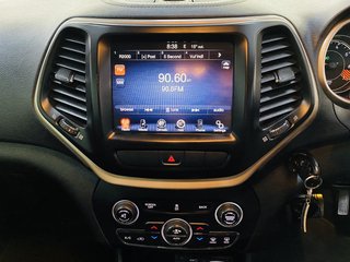 2015 Jeep Cherokee 2.4 LONGITUDE A/T - photo 5