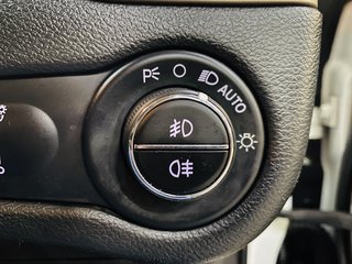 2015 Jeep Cherokee 2.4 LONGITUDE A/T - photo 10