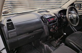 2020 Isuzu D-Max 250C S/C P/U - photo 4